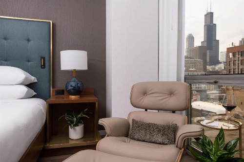 Le Méridien Essex Chicago image 10